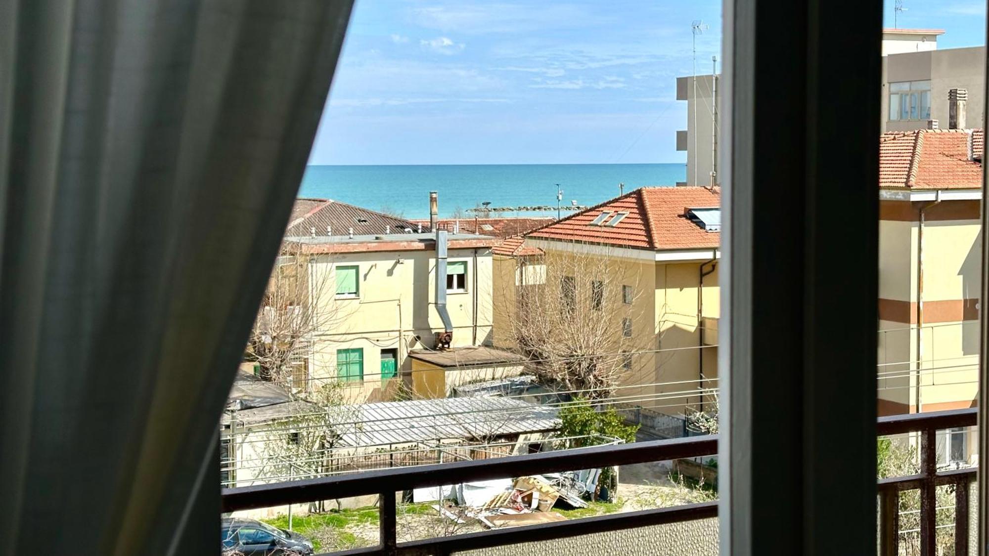 Se041 - Senigallia, Quadrilocale Accessoriato A 150Mt Dal Mare Εξωτερικό φωτογραφία