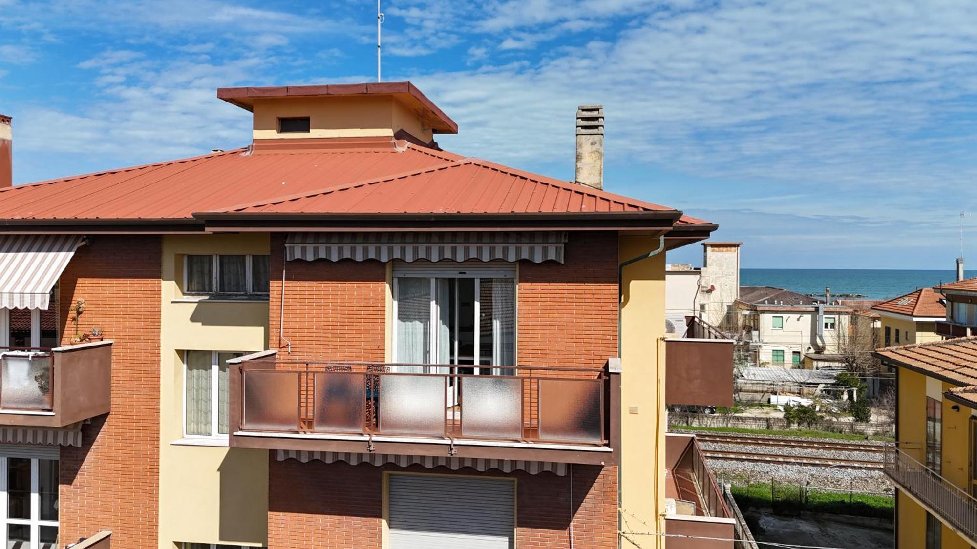 Se041 - Senigallia, Quadrilocale Accessoriato A 150Mt Dal Mare Εξωτερικό φωτογραφία